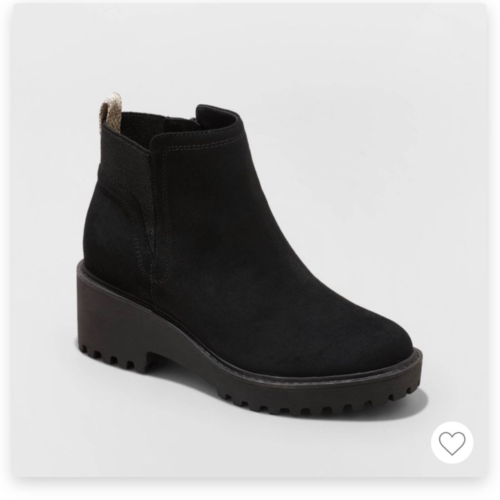 NIB womens universal thread black booties. Size 11 wide. Style: Taci boots.